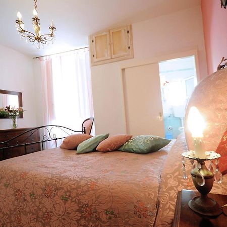 Palazzo Rocci Rooms ガリポリ 部屋 写真